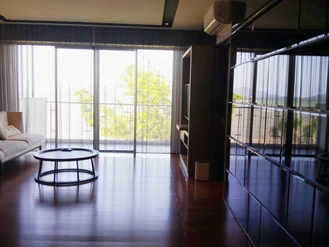 B.Suites 21 Kota Kinabalu Exterior photo